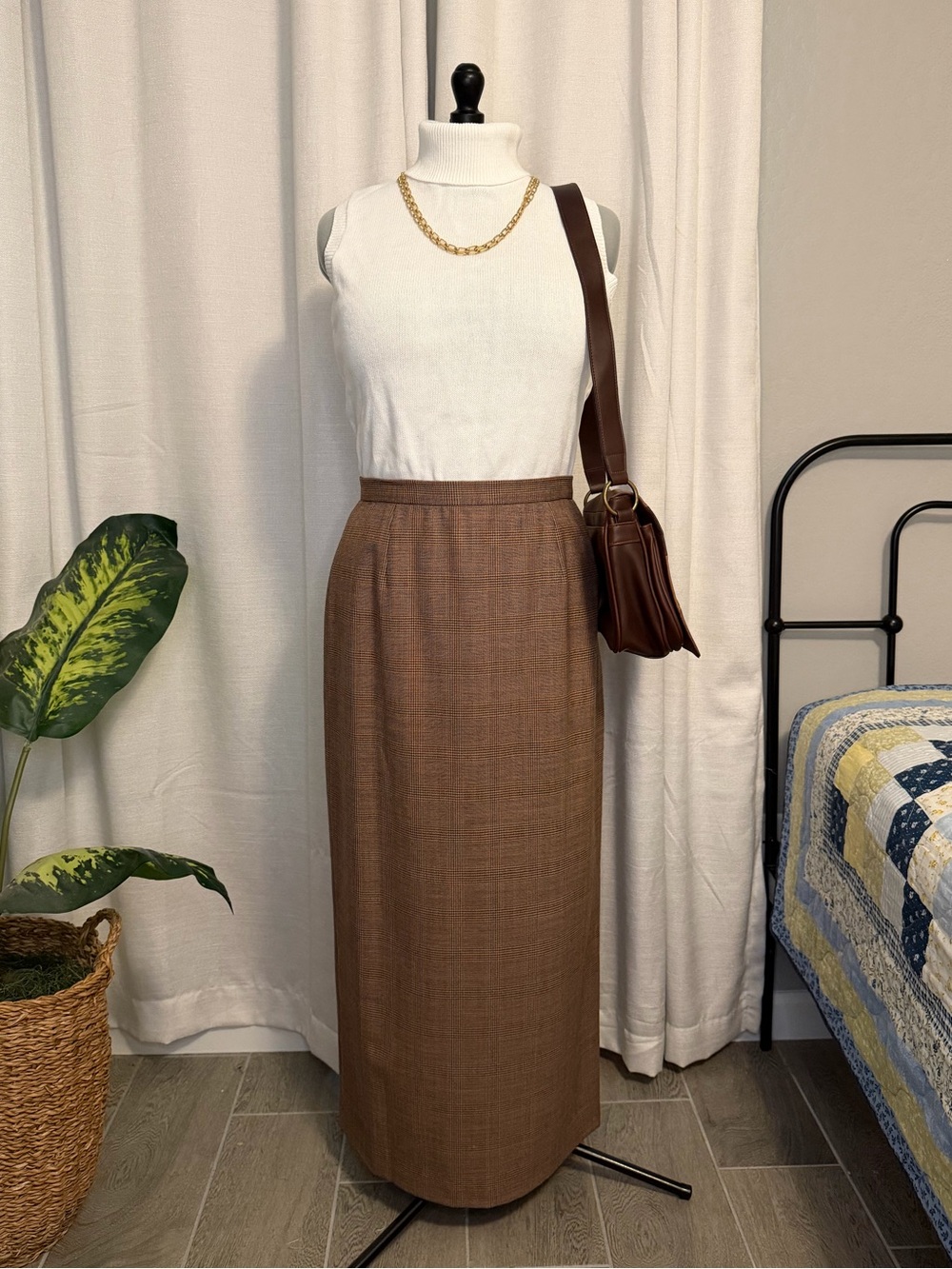 Vtg 90s White Cotton Sleeveless Turtleneck Sweater Vest | 262 1/2 Made in USA XL